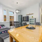 Iris Apartman