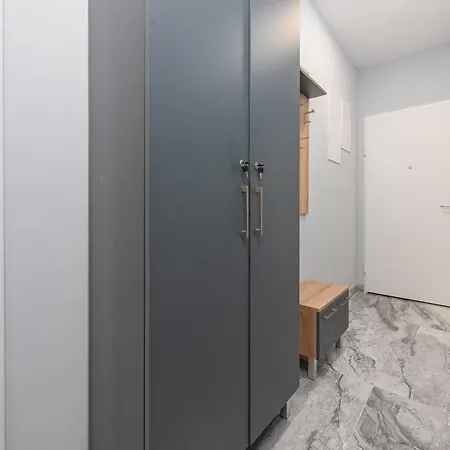 Iris Apartment