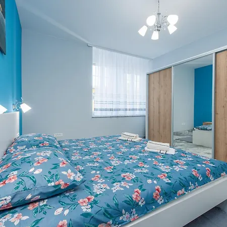 Apartman Iris *